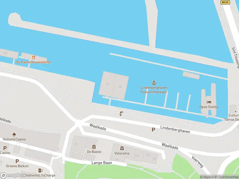 Brandweer met gepaste spoed naar de Lindenberghaven in Nijmegen