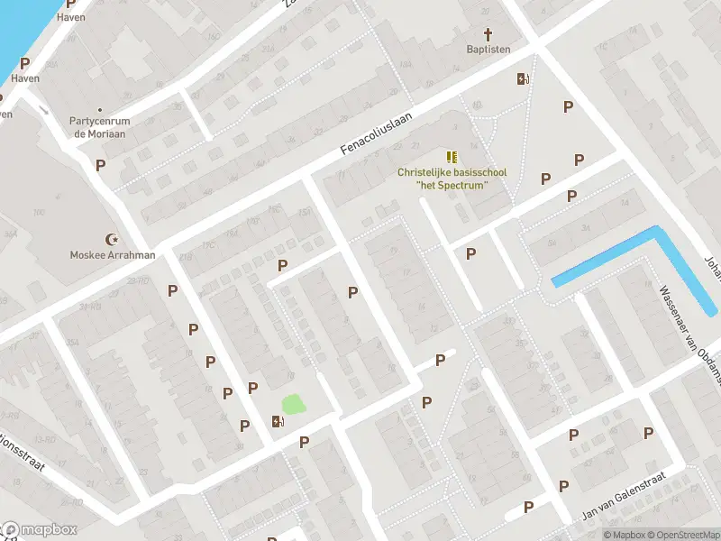 Ambulance met grote spoed naar de Witte de Withstraat in Maassluis