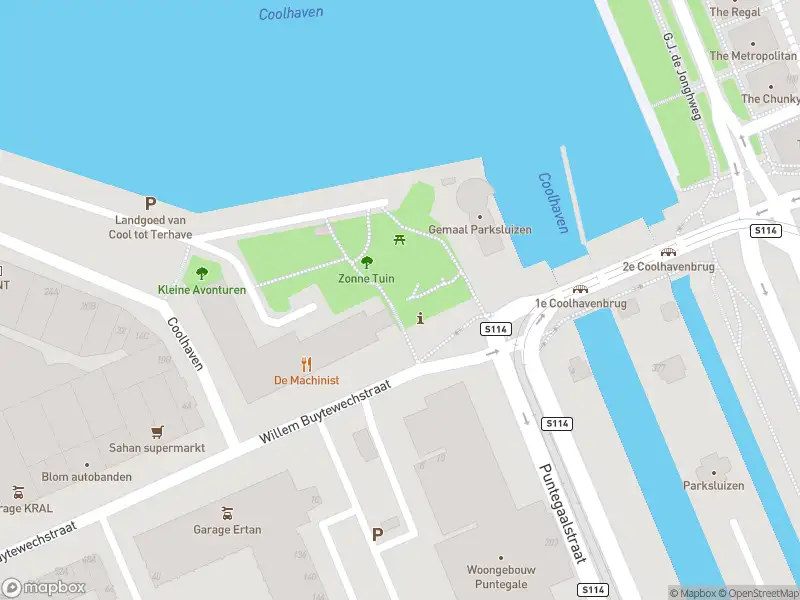 Ambulance met gepaste spoed naar de Willem Buytewechstraat in Rotterdam