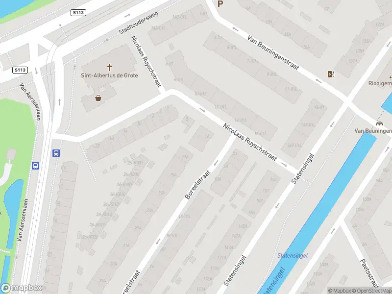 Ambulance met grote spoed naar de Boreelstraat in Rotterdam