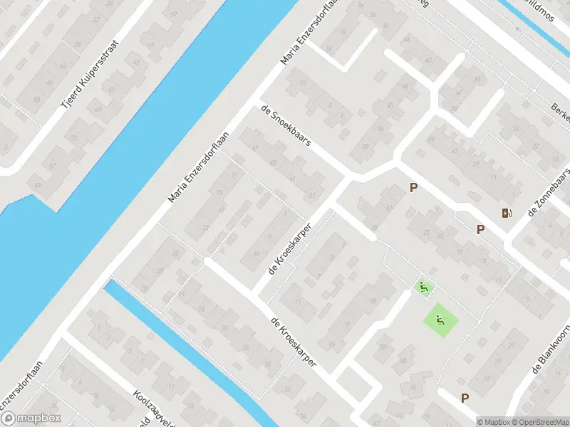 Ambulance met gepaste spoed naar de De Kroeskarper in Bergschenhoek