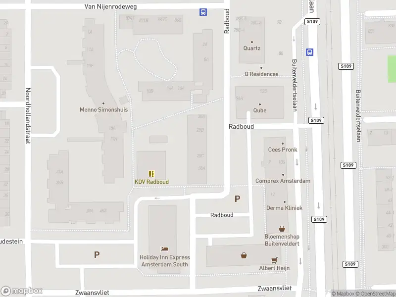 Ambulance met grote spoed naar de Radboud in Amsterdam