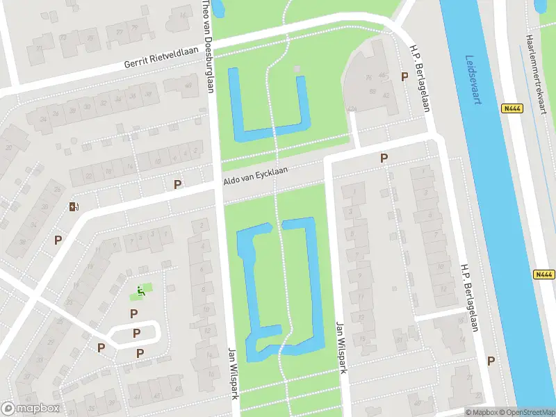 Ambulance naar de Jan Wilspark in Oegstgeest