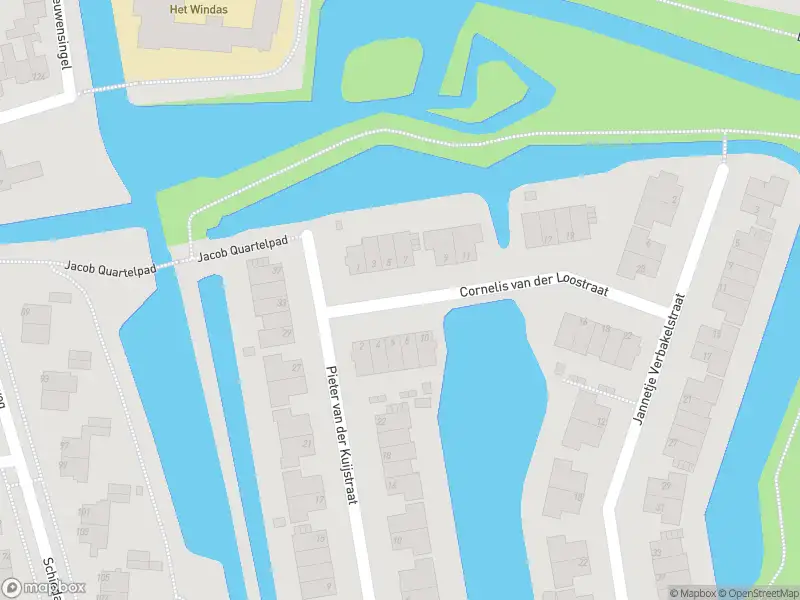 Ambulance met grote spoed naar de Cornelis van der Loostraat in Schiedam