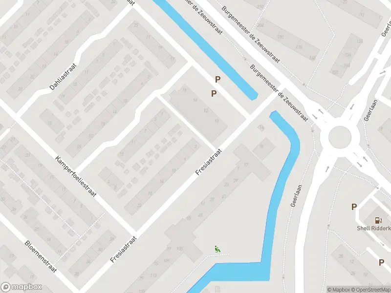 Ambulance met grote spoed naar de Fresiastraat in Ridderkerk