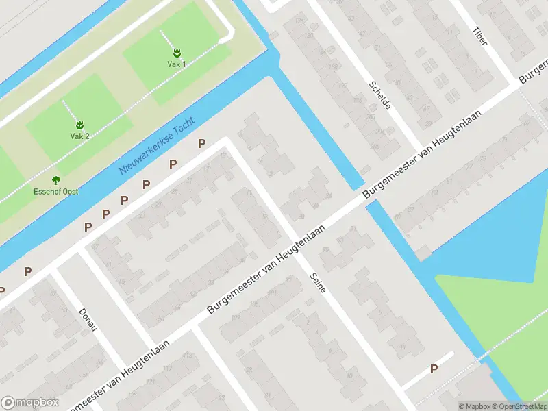 Ambulance met gepaste spoed naar de Donau in Nieuwerkerk aan den IJssel