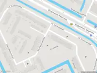 Ambulance met grote spoed naar de P.J. Oudstraat in Papendrecht