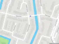 Ambulance met grote spoed naar de Pommerenstraat in Alkmaar