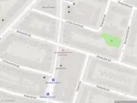 Ambulance met gepaste spoed naar de Benthuizerstraat in Rotterdam