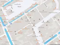 Ambulance met gepaste spoed naar de Jacob Gerritstraat in Delft