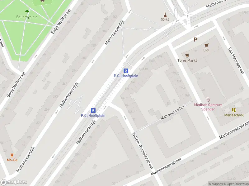 Ambulance met gepaste spoed naar de Mathenesserdijk in Rotterdam