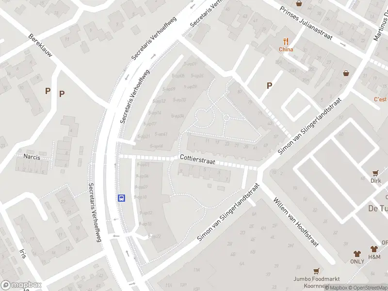 Ambulance met grote spoed naar de Van Heukeslootstraat in Naaldwijk