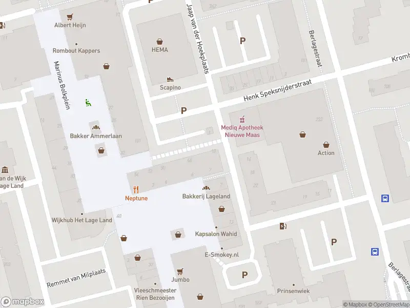 Ambulance met gepaste spoed naar de Remmet van Milplaats in Rotterdam