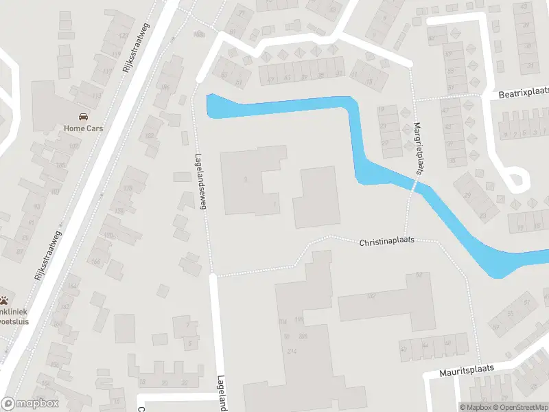 Ambulance met grote spoed naar de Christinaplaats in Hellevoetsluis