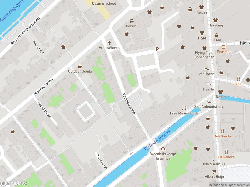 Ambulance met gepaste spoed naar de Vrouwesteeg in Gouda