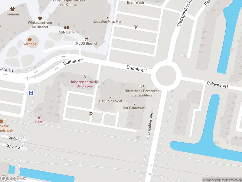 Ambulance met grote spoed naar de Dudok-erf in Dordrecht