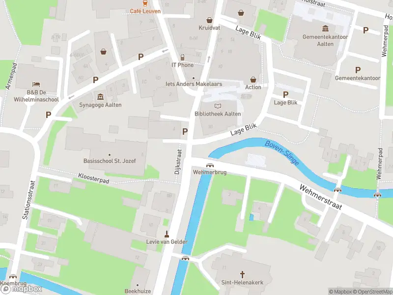 Politie naar de Stationsstraat in Aalten vanwege aanrijding met letsel