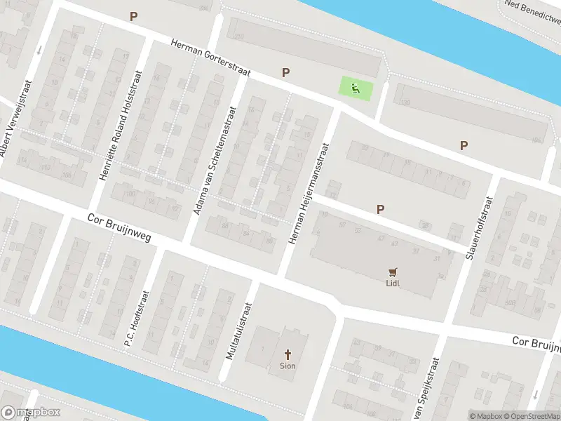 Ambulance met gepaste spoed naar de Herman Heijermansstraat in Wormerveer