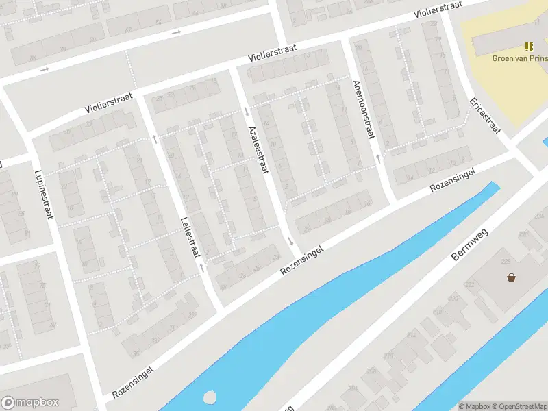 Ambulance met gepaste spoed naar de Azaleastraat in Capelle aan den IJssel