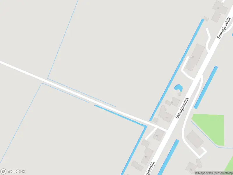 Ambulance met grote spoed naar de Stougjesdijk in Westmaas