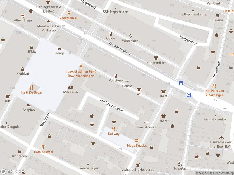 Ambulance met grote spoed naar de Liesveld in Vlaardingen