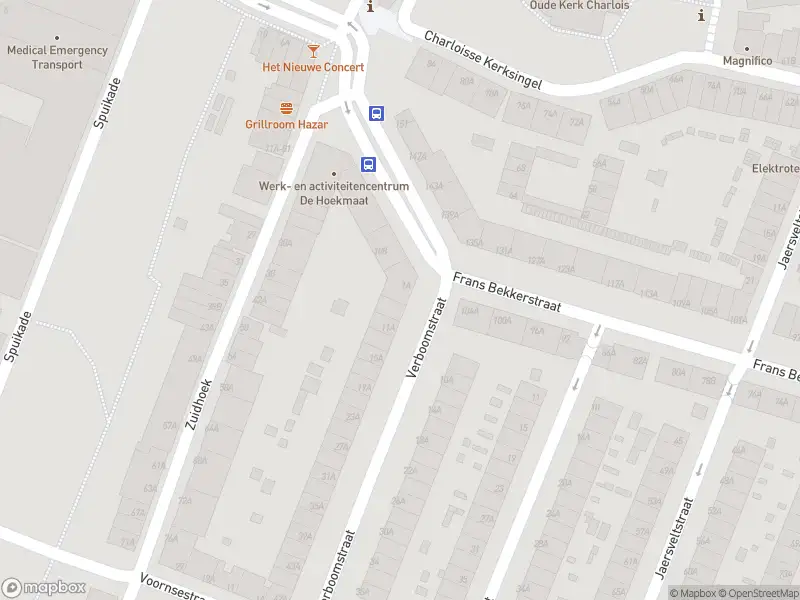 Ambulance met gepaste spoed naar de Verboomstraat in Rotterdam