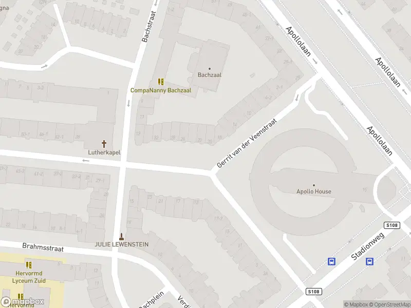 Ambulance met grote spoed naar de Brahmsstraat in Amsterdam