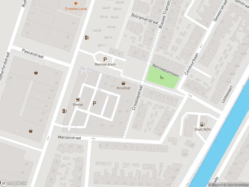 Ambulance met gepaste spoed naar de Crossleystraat in Haarlem