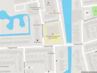 Ambulance met grote spoed naar de Rijndijk in Hazerswoude-Rijndijk