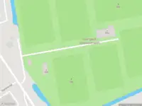 Ambulance met grote spoed naar de Sportpark Oostzanerwerf in Amsterdam