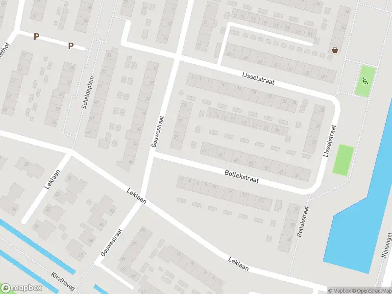 Ambulance met gepaste spoed naar de Botlekstraat in Ridderkerk