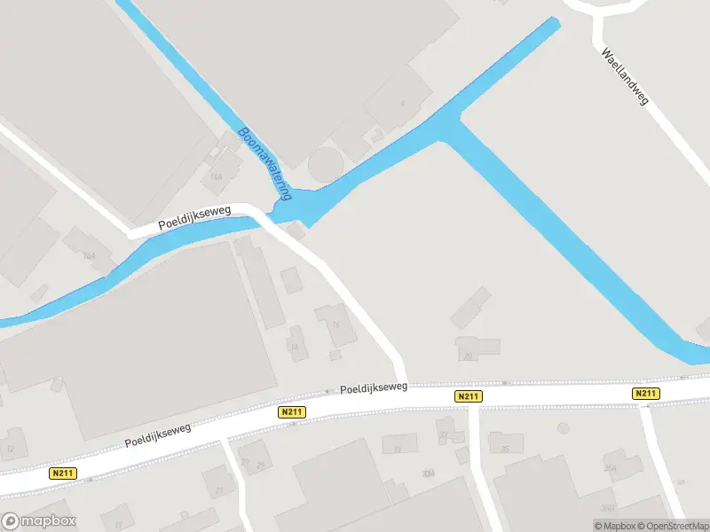 Ambulance met grote spoed naar de Zwartendijk in Monster