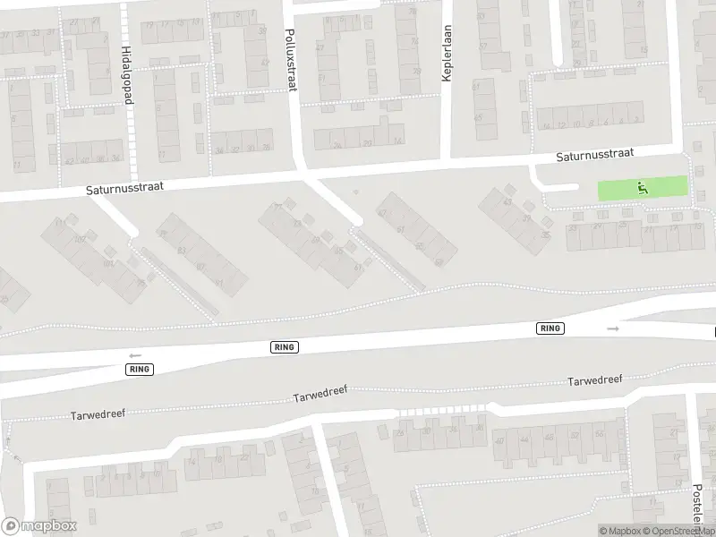 Ambulance met gepaste spoed naar de Saturnusstraat in Spijkenisse