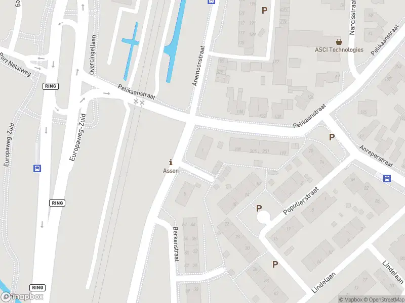 Brandweer met gepaste spoed naar de Dennenweg in Assen