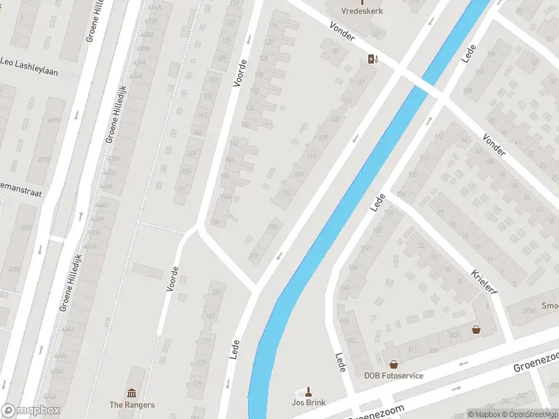 Ambulance met grote spoed naar de Lede in Rotterdam