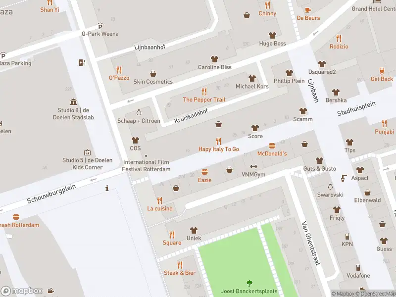 Ambulance met grote spoed naar de Korte Lijnbaan in Rotterdam