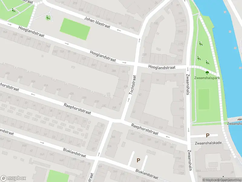 Ambulance met grote spoed naar de Tochtstraat in Rotterdam