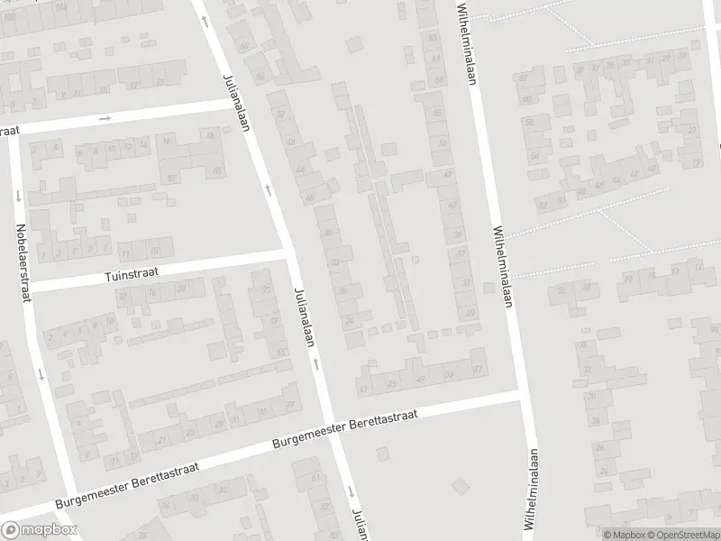 Politie met grote spoed naar de Spoorlaan in Etten-Leur vanwege letsel