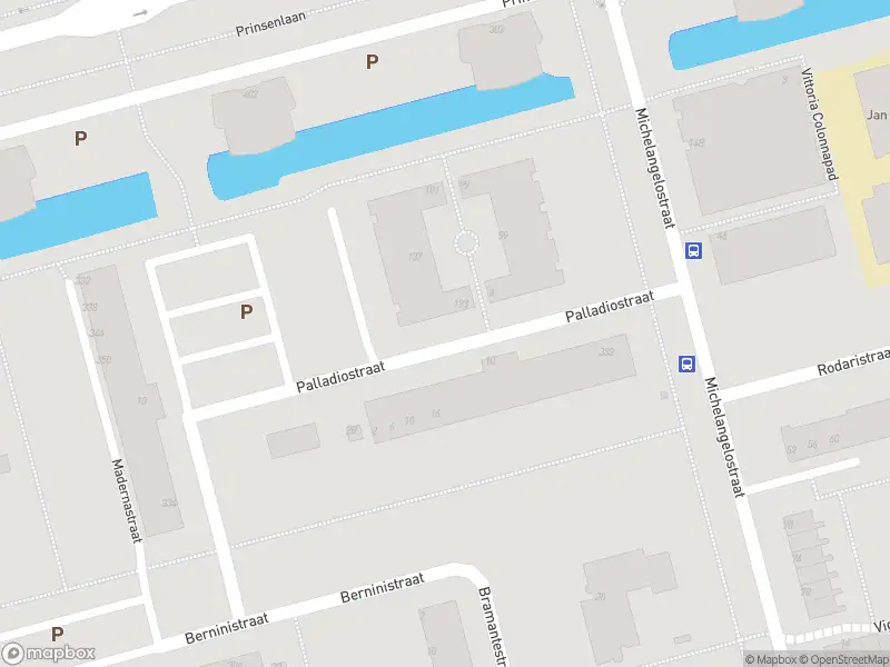 Ambulance met grote spoed naar de Palladiostraat in Rotterdam