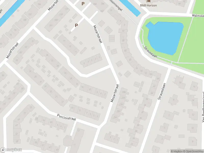 Ambulance met gepaste spoed naar de Händelstraat in Barendrecht