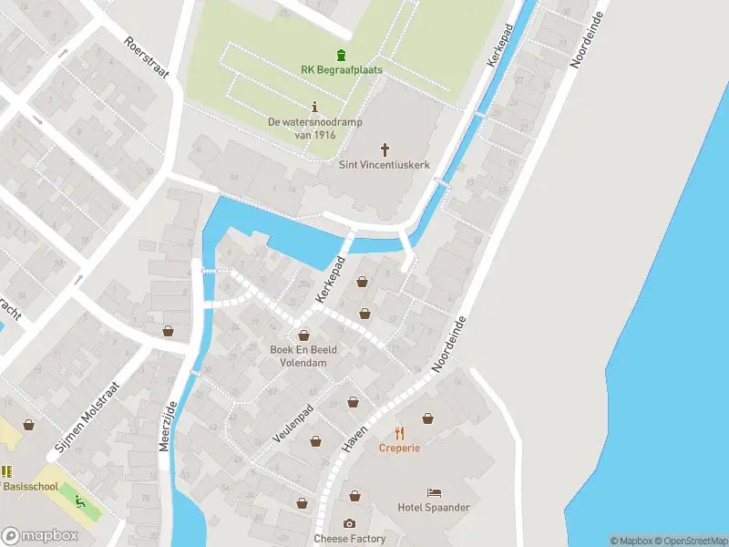 Ambulance naar de Kerkepad in Volendam