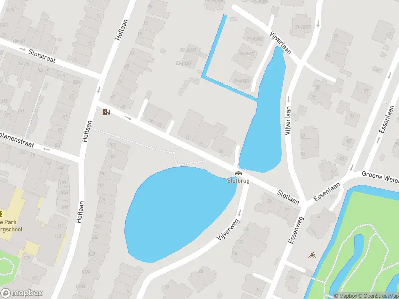 Brandweer met grote spoed naar de Slotlaan in Rotterdam vanwege gebouwbrand