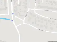 Brandweer met grote spoed naar de Deken Goossenslaan in Grave vanwege voertuigbrand