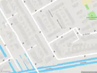 Ambulance met gepaste spoed naar de Mercuriusstraat in Nieuw-Lekkerland