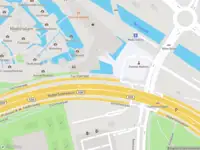 Brandweer met grote spoed naar de George Maduroplein in 's-Gravenhage vanwege afgaan automatisch brandalarm