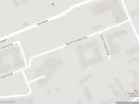 Ambulance met grote spoed naar de Rect. Driessenstraat in Heel