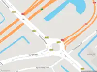 Ambulance met grote spoed naar de Parallelweg-Zuid in Nieuwerkerk aan den IJssel