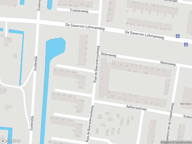 Ambulance met grote spoed naar de Ruys de Beerenbrouckweg in Dordrecht