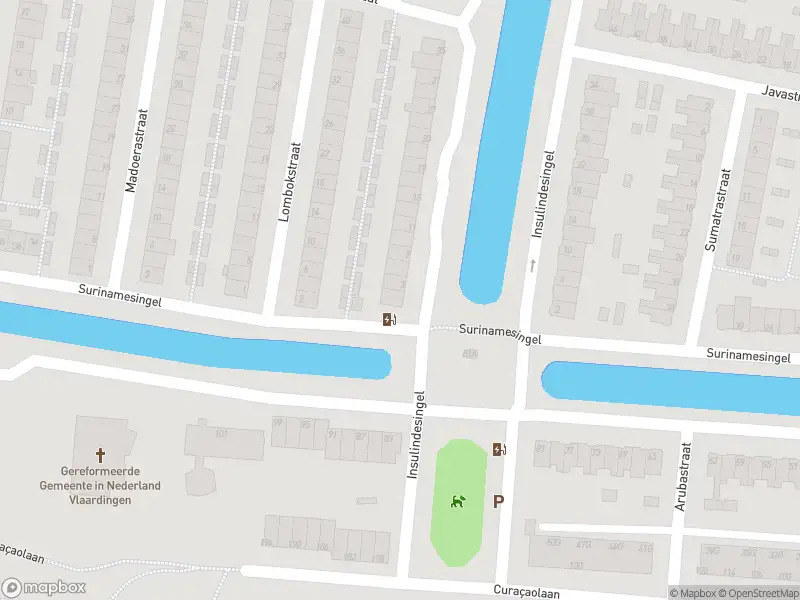 Ambulance met grote spoed naar de Insulindesingel in Vlaardingen