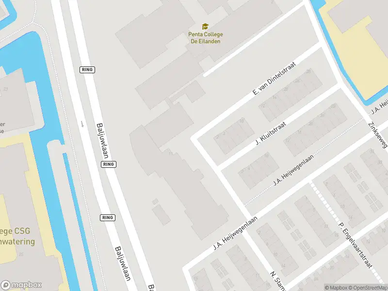 Ambulance naar de E. van Dintelstraat in Spijkenisse